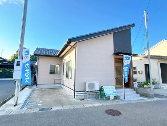 detached 富山県小矢部市石動町
地図を見る