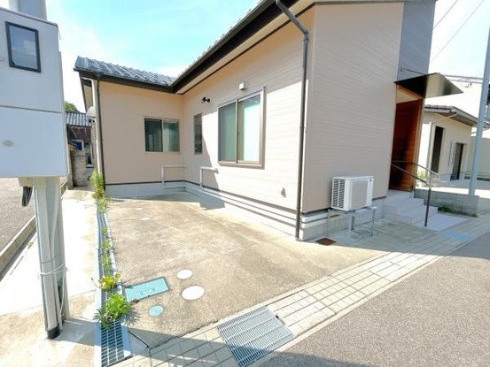detached 富山県小矢部市石動町
地図を見る