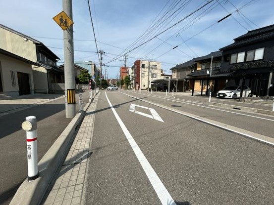 detached 富山県小矢部市石動町
地図を見る