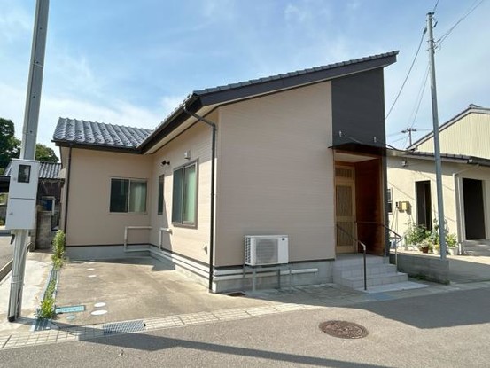 detached 富山県小矢部市石動町
地図を見る
