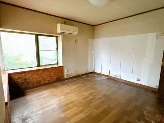 detached 富山県砺波市秋元
地図を見る