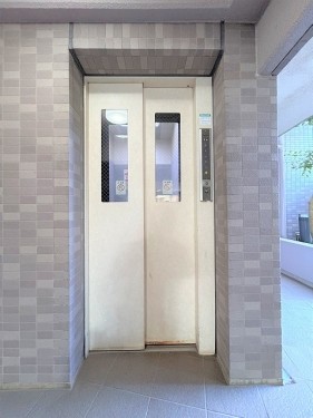 apartment 神奈川県横浜市栄区笠間３丁目44-1 メゾングランディオーズ1F
