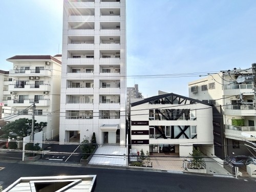 apartment 神奈川県横浜市栄区笠間３丁目44-1 メゾングランディオーズ1F
