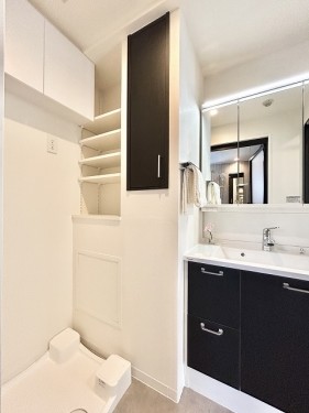 apartment 神奈川県横浜市栄区笠間３丁目44-1 メゾングランディオーズ1F