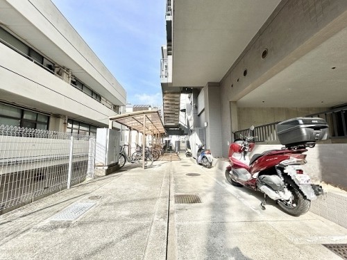 apartment 神奈川県横浜市栄区笠間３丁目44-1 メゾングランディオーズ1F