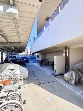 apartment 神奈川県横浜市栄区笠間３丁目44-1 メゾングランディオーズ1F