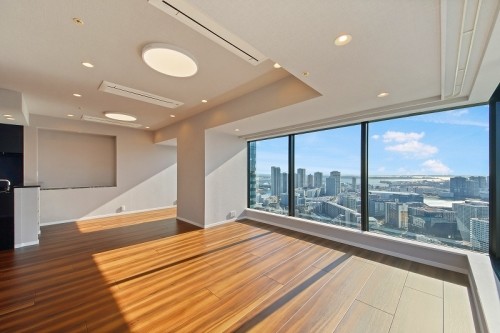 apartment 東京都江東区豊洲４丁目2-2 関崎ビル1F
