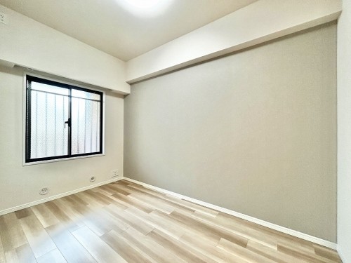 apartment 東京都江東区豊洲４丁目2-2 関崎ビル1F