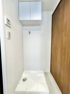 apartment 東京都江東区豊洲４丁目2-2 関崎ビル1F