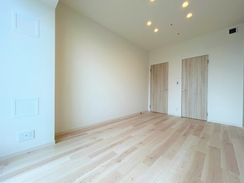 apartment 東京都江東区豊洲４丁目2-2 関崎ビル1F