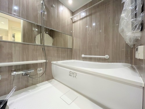 apartment 東京都江東区豊洲４丁目2-2 関崎ビル1F