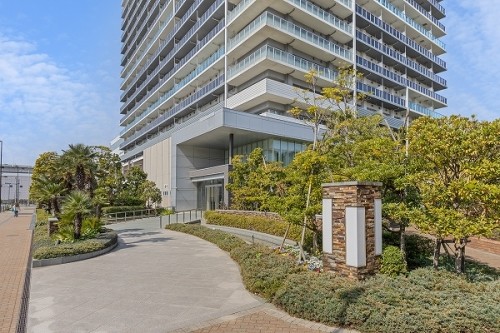 apartment 東京都江東区豊洲４丁目2-2 関崎ビル1F