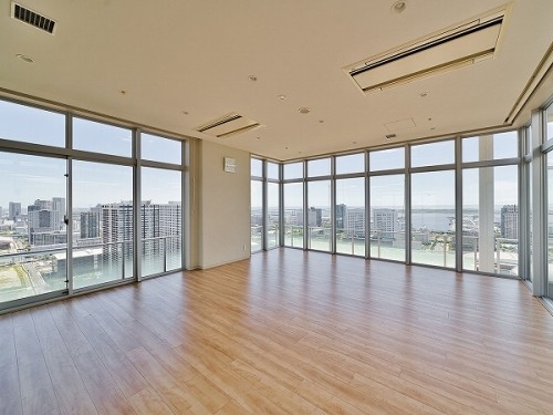apartment 東京都江東区豊洲４丁目2-2 関崎ビル1F