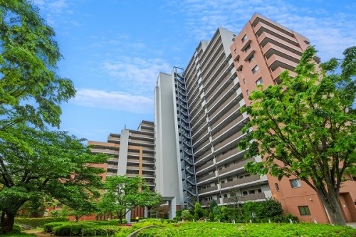 apartment 東京都江東区豊洲４丁目2-2 関崎ビル1F