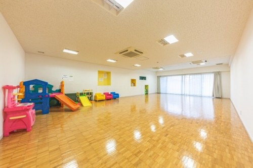 apartment 東京都江東区豊洲４丁目2-2 関崎ビル1F