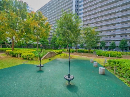 apartment 東京都江東区豊洲４丁目2-2 関崎ビル1F