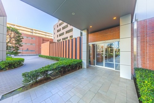apartment 東京都江東区豊洲４丁目2-2 関崎ビル1F