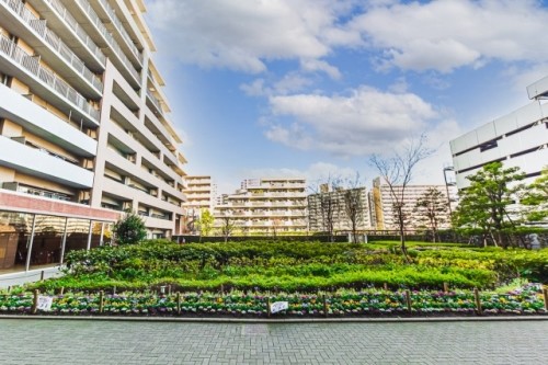 apartment 東京都江東区豊洲４丁目2-2 関崎ビル1F