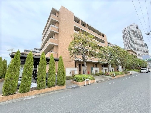 apartment 東京都江東区豊洲４丁目2-2 関崎ビル1F