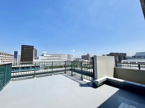 apartment 東京都江東区豊洲４丁目2-2 関崎ビル1F