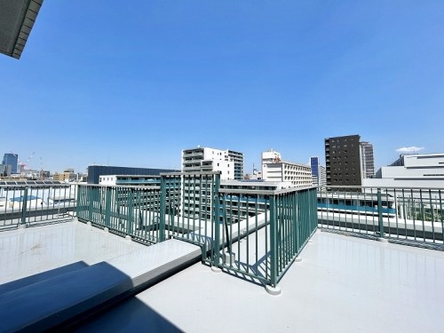 apartment 東京都江東区豊洲４丁目2-2 関崎ビル1F