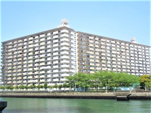 apartment 東京都江東区豊洲４丁目2-2 関崎ビル1F