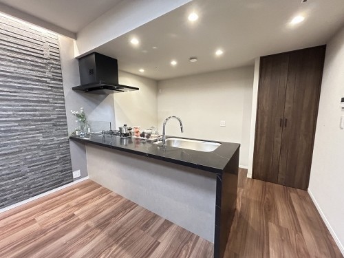 apartment 東京都豊島区南池袋２丁目27-8 南水ビル2階