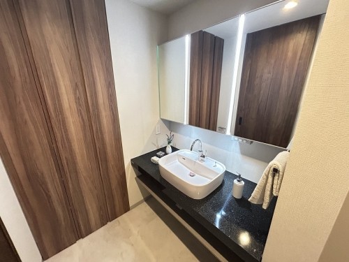 apartment 東京都豊島区南池袋２丁目27-8 南水ビル2階