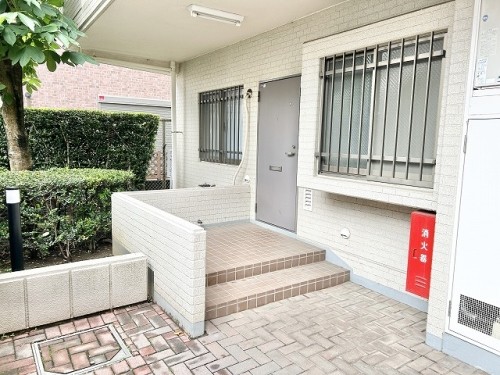 apartment 東京都板橋区成増２丁目15-12 幸昇ビル1F