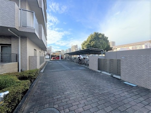 apartment 東京都板橋区成増２丁目15-12 幸昇ビル1F