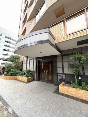 apartment 東京都品川区南品川５丁目3-13 コスモグランス南品川1階
