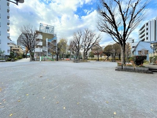 apartment 東京都品川区南品川５丁目3-13 コスモグランス南品川1階