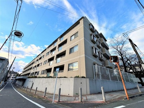 apartment 東京都品川区南品川５丁目3-13 コスモグランス南品川1階