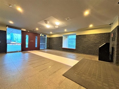 apartment 東京都品川区南品川５丁目3-13 コスモグランス南品川1階