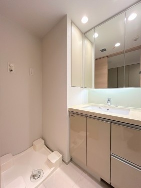 apartment 東京都品川区南品川５丁目3-13 コスモグランス南品川1階