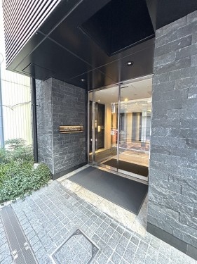 apartment 東京都品川区南品川５丁目3-13 コスモグランス南品川1階