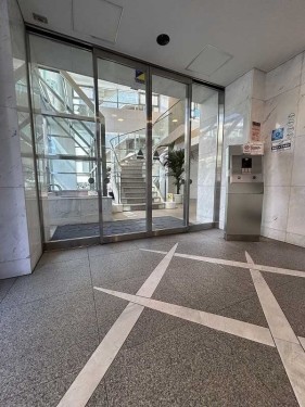 apartment 東京都品川区南品川５丁目3-13 コスモグランス南品川1階
