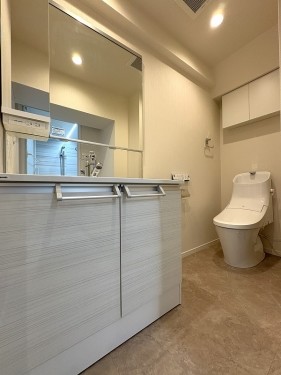 apartment 東京都品川区南品川５丁目3-13 コスモグランス南品川1階