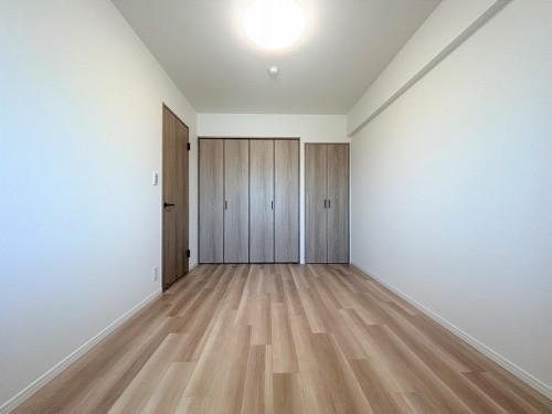 apartment 東京都立川市曙町２丁目13-3 立川三菱ビル7F