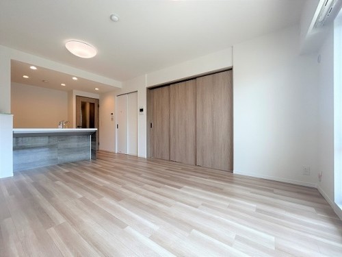 apartment 東京都立川市曙町２丁目13-3 立川三菱ビル7F