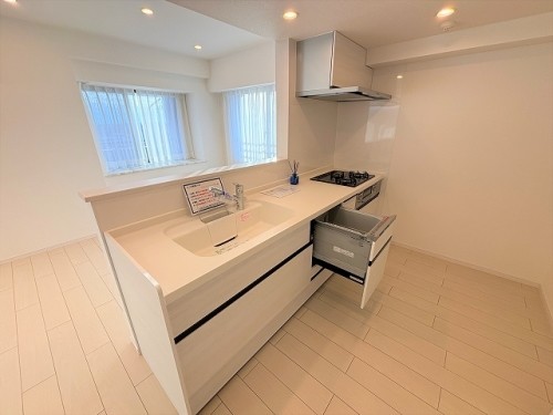 apartment 東京都立川市曙町２丁目13-3 立川三菱ビル7F