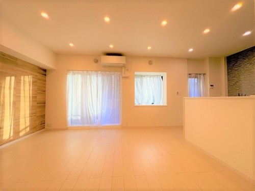 apartment 東京都立川市曙町２丁目13-3 立川三菱ビル7F