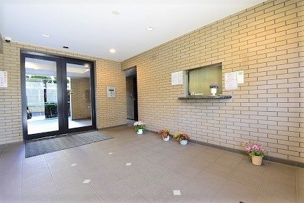 apartment 東京都立川市曙町２丁目13-3 立川三菱ビル7F