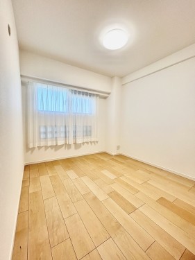 apartment 東京都立川市曙町２丁目13-3 立川三菱ビル7F