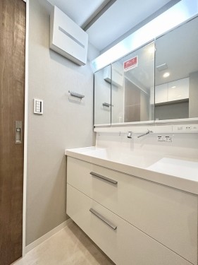apartment 東京都立川市曙町２丁目13-3 立川三菱ビル7F