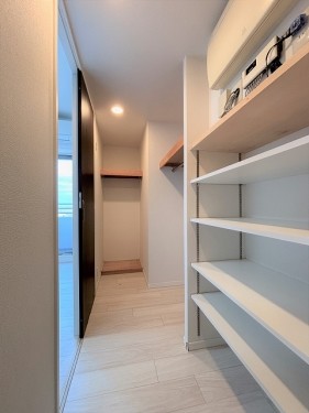 apartment 東京都立川市曙町２丁目13-3 立川三菱ビル7F