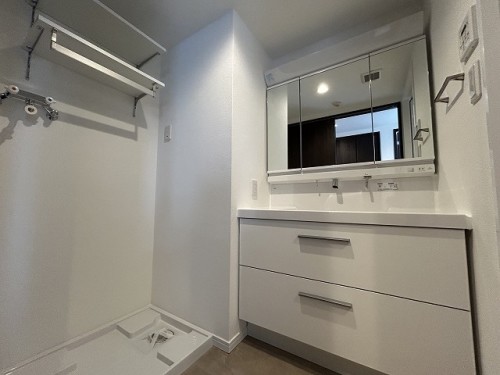 apartment 東京都立川市曙町２丁目13-3 立川三菱ビル7F