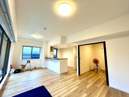 apartment 東京都立川市曙町２丁目13-3 立川三菱ビル7F