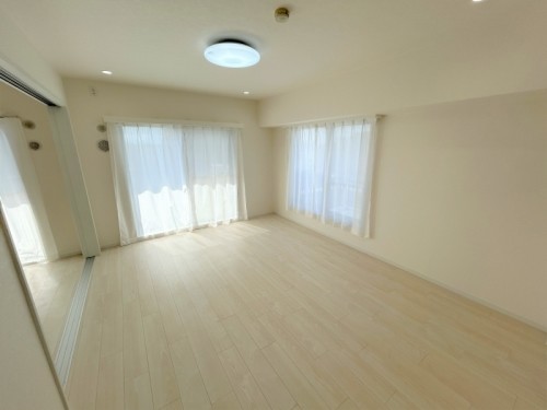 apartment 東京都三鷹市下連雀３丁目26-10 Sapura三鷹4F