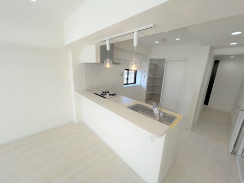 apartment 東京都三鷹市下連雀３丁目26-10 Sapura三鷹4F